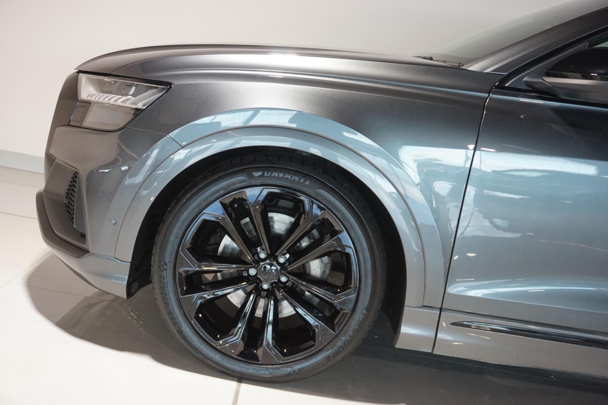 Audi Q8 3.0 TDI V6 50 Black Edition SUV 5dr Diesel Tiptronic quattro Euro 6 (s/s) (286 ps)